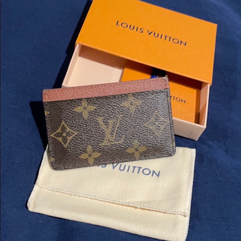 Louis Vuitton card holder